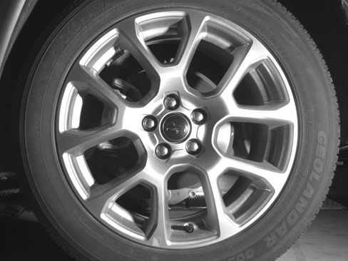 Used 2025 Jeep Compass Limited image 14