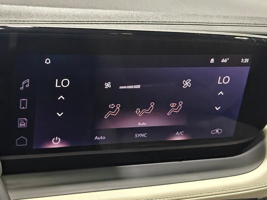 Used 2024 Buick Encore GX Avenir w/ Avenir Technology Package AWD/4WD image 36