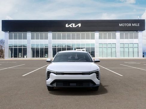 New 2026 Kia K4 FWD image 2
