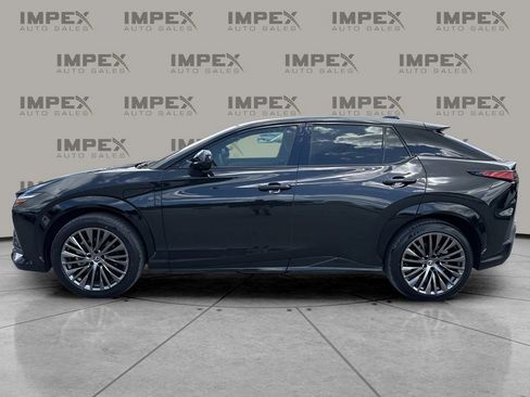 Used 2023 Lexus RZ 450e Premium image 2