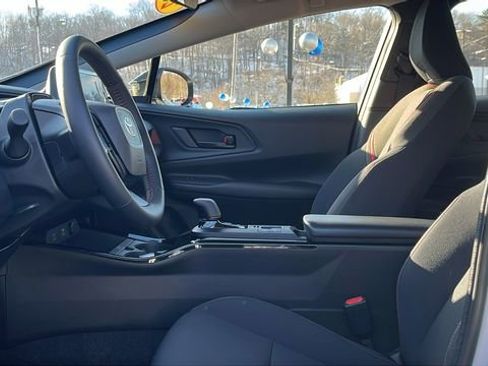 New 2026 Toyota Prius Plug-In Hybrid image 7