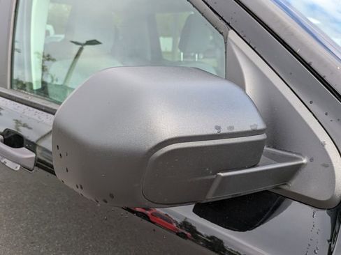 Used 2024 Ford Maverick XLT image 11