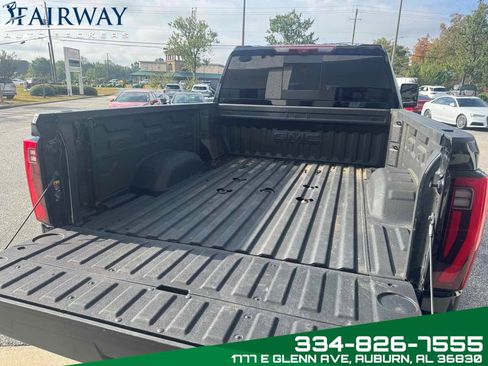 Used 2025 GMC Sierra 2500 Denali Ultimate image 32