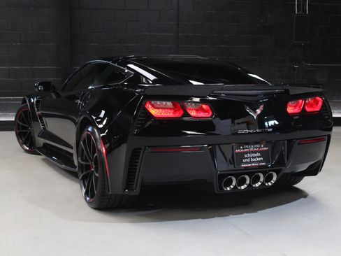 Used 2019 Chevrolet Corvette Grand Sport RWD image 16