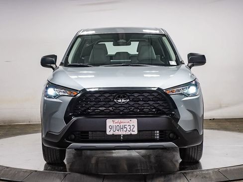 Certified 2025 Toyota Corolla Cross L image 3