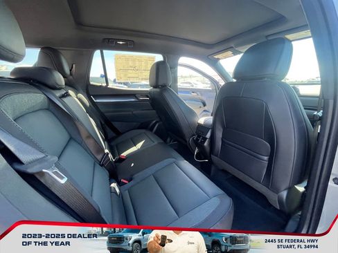 New 2026 GMC Terrain AT4 w/ Convenience Package III image 18