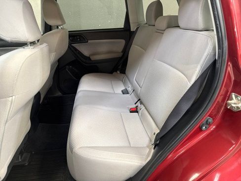 Used 2017 Subaru Forester 2.5i Premium w/ All-Weather Package image 35