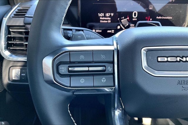 Certified 2026 GMC Acadia Denali Ultimate w/ LPO, Floor Liner Package AWD/4WD image 20