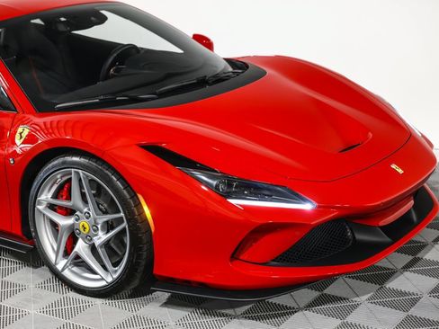 Used 2020 Ferrari F8 Tributo RWD image 6