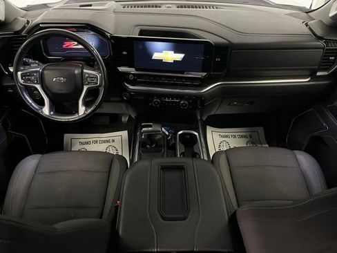 Used 2022 Chevrolet Silverado 1500 RST AWD/4WD image 42