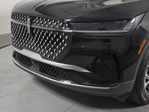 New 2026 Lincoln Nautilus Premier w/ Equipment Group 102A AWD/4WD image 10