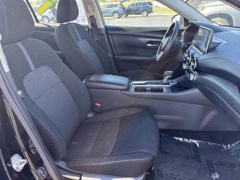 Used 2024 Nissan Sentra SV FWD image 10