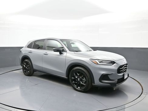 Used 2024 Honda HR-V Sport image 4