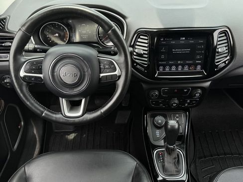Used 2018 Jeep Compass Limited AWD/4WD image 13