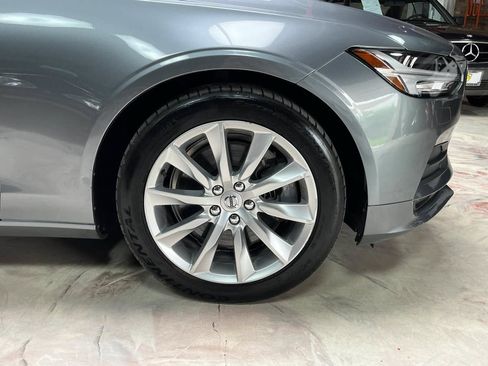 Used 2017 Volvo S90 T6 Momentum AWD/4WD image 35