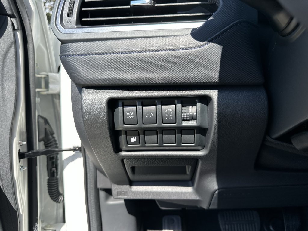 New 2026 Subaru Forester Touring AWD/4WD image 33