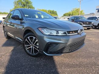 Used 2025 Volkswagen Jetta Sport FWD video 1