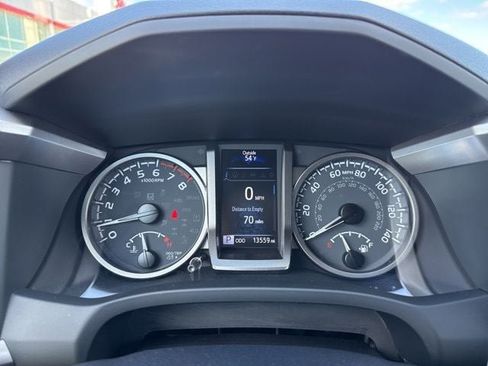 Certified 2023 Toyota Tacoma Limited AWD/4WD image 26