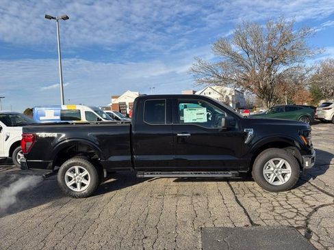 New 2025 Ford F150 XLT w/ Equipment Group 301A Standard image 3