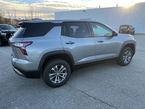 New 2026 Chevrolet Equinox LT w/ Convenience Package II image 6