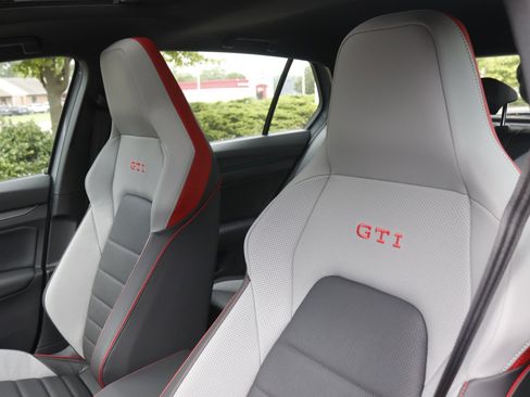New 2025 Volkswagen GTI SE image 12