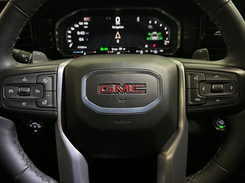 Used 2024 GMC Sierra 1500 Elevation image 15