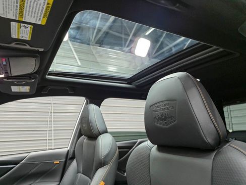 Used 2022 Subaru Forester Wilderness AWD/4WD image 18
