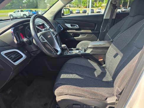 Used 2011 GMC Terrain SLE FWD image 13