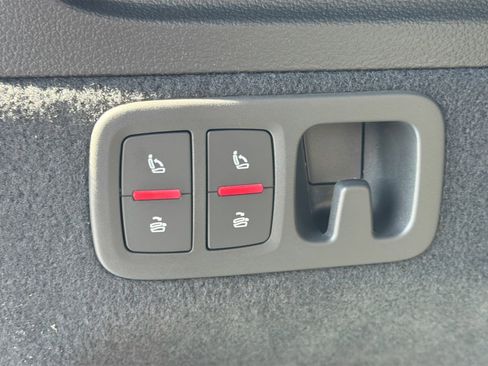 New 2026 Audi Q7 Premium image 13