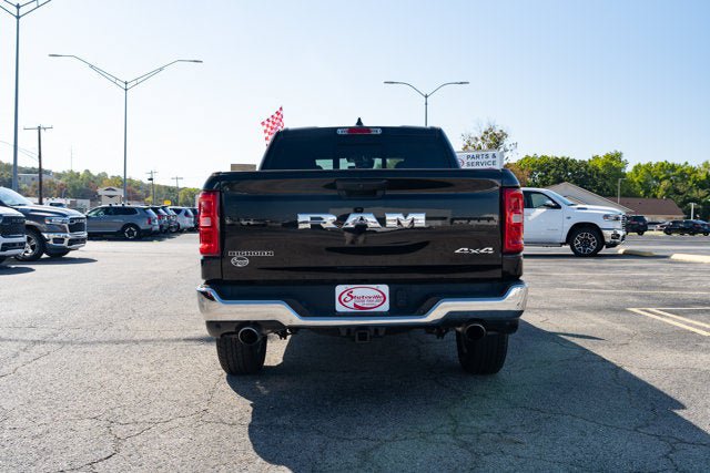 Used 2025 RAM 1500 Big Horn AWD/4WD image 4