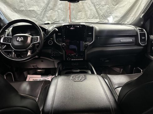 Used 2020 RAM 2500 Laramie w/ Night Edition AWD/4WD image 14