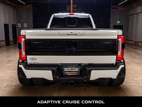 Used 2025 Ford F450 Platinum AWD/4WD image 7