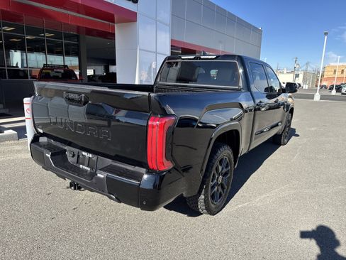 Used 2024 Toyota Tundra Platinum image 4