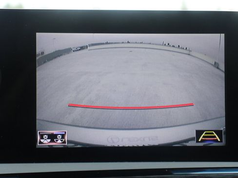 Used 2022 Lexus ES 300h w/ Accessory Package 2 FWD image 28