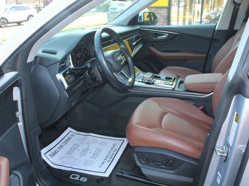 Used 2022 Audi Q8 Premium Plus image 11