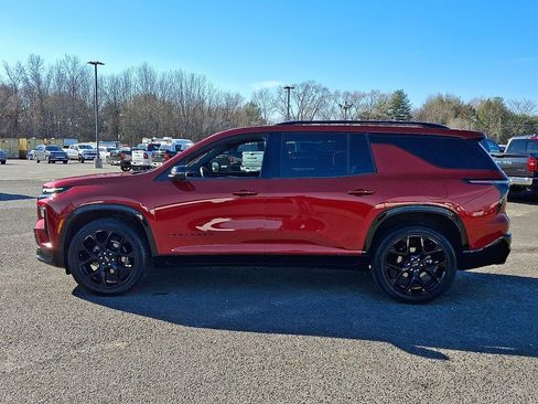 Used 2024 Chevrolet Traverse RS w/ LPO, Floor Liner Package image 7