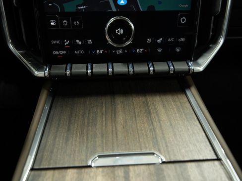 New 2026 GMC Acadia Denali Ultimate w/ LPO, Floor Liner Package image 42