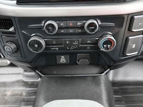 Used 2025 Ford F150 XL w/ Equipment Group 103A High RWD image 26