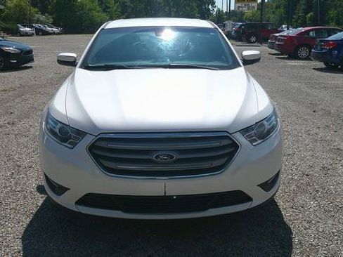 Used 2016 Ford Taurus SEL FWD image 6