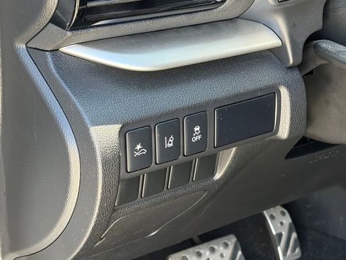 Used 2023 Mitsubishi Eclipse Cross SE AWD/4WD image 7