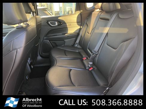 New 2026 Jeep Compass Limited image 12