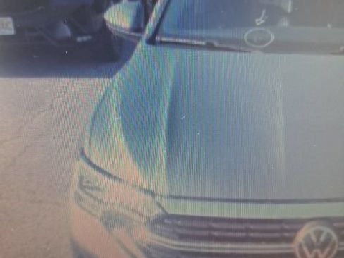 Used 2024 Volkswagen Jetta SE FWD image 9
