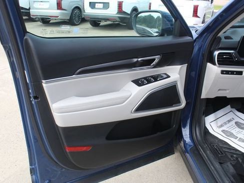 Used 2024 Kia Telluride S w/ S Sunroof Package FWD image 10