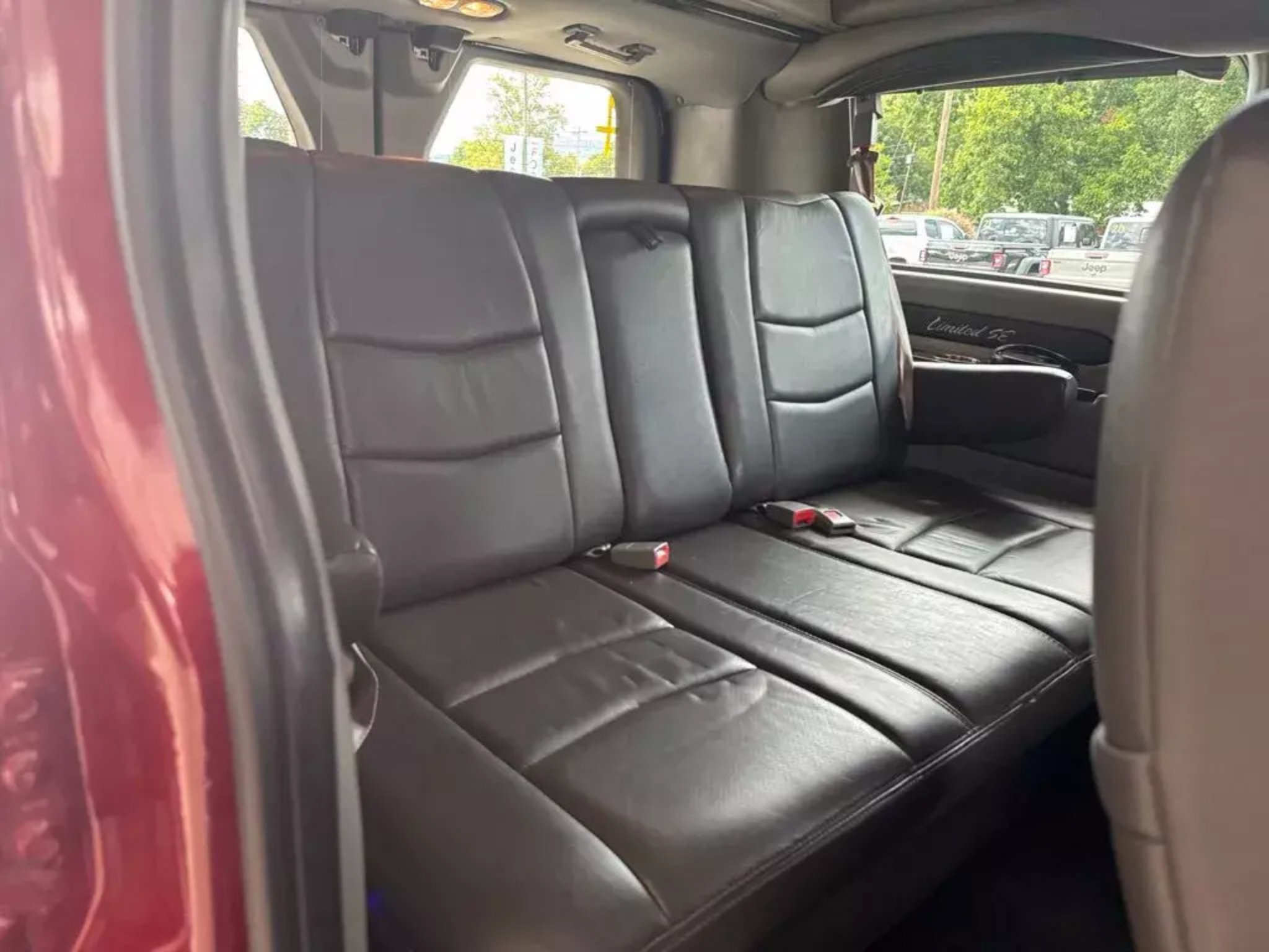 Used 2020 Ford Transit 150 Low Roof AWD image 11