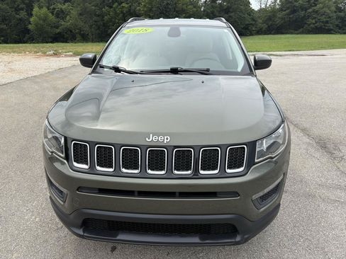 Used 2018 Jeep Compass Sport w/ Tech Group AWD/4WD image 8