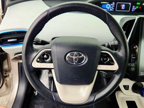 Used 2018 Toyota Prius Prime Advanced FWD image 13