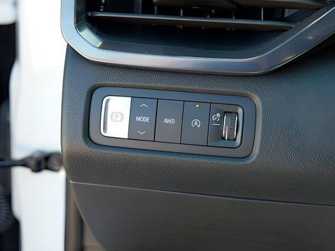 New 2026 GMC Acadia AT4 w/ Luxury Package image 17