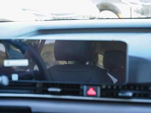 New 2026 Kia Carnival EX FWD image 17