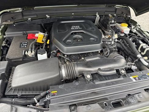 Used 2021 Jeep Wrangler Unlimited Sport image 29