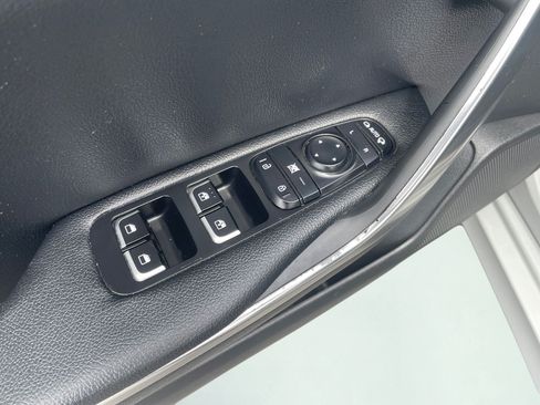 Used 2022 Kia Stinger GT1 AWD/4WD image 12